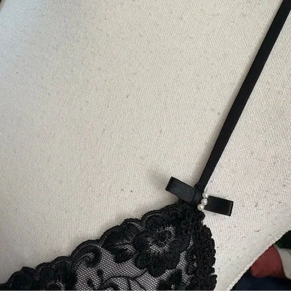 CHRISTIAN DIOR Black Lace Slip Dress lingerie Mini Y2K Size Medium - threedaughtersproperties.com CHRISTIAN DIOR Black Lace Slip Dress lingerie Mini Y2K Size Medium - threedaughtersproperties.com
